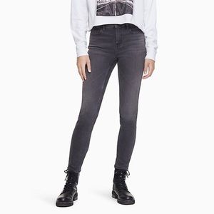 Calvin Klein - grey skinny stretch Jean